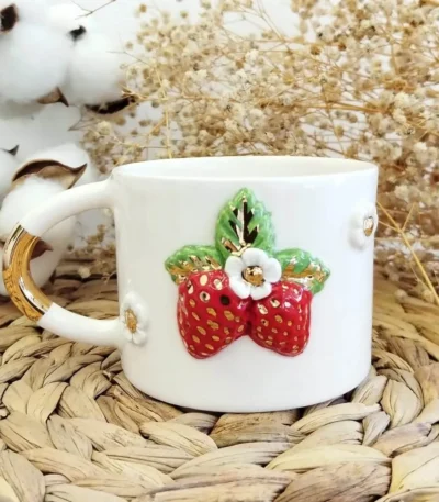 Fresh Strawberry Seramik Kupa