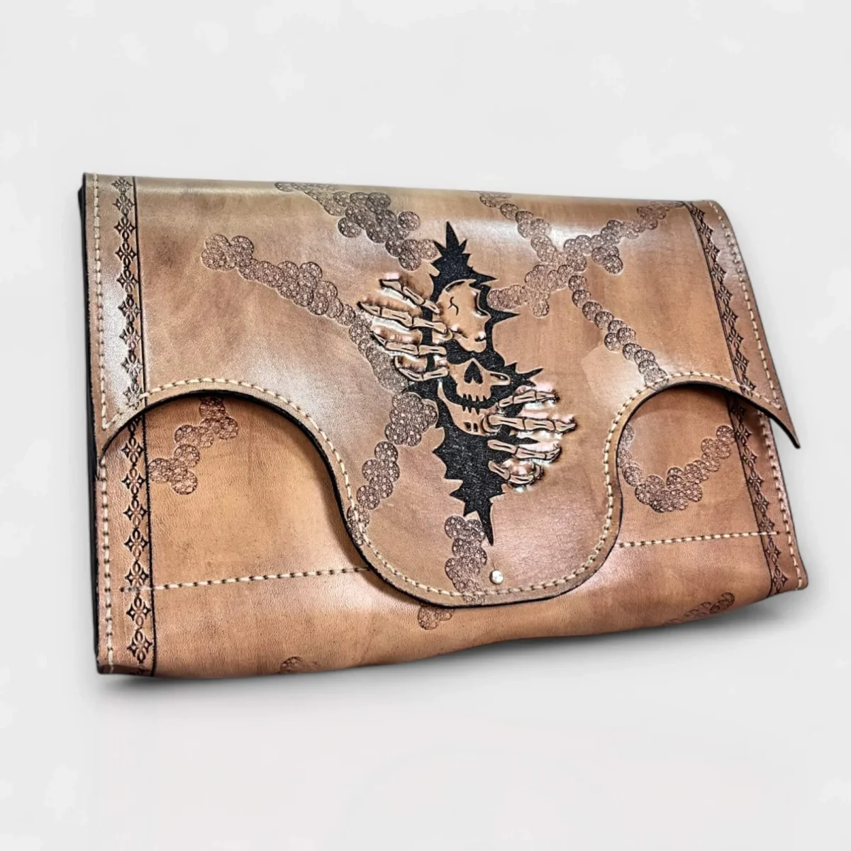 The Ghost's Gaze Deri Çanta - Görsel 3