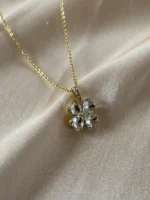 Swarovski Taşlı Yonca Kolye