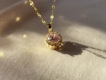 Zirkon Süslemeli Kristal Kolye