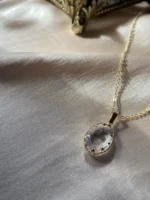 Oval Tasarım Saydam 'Komorebi' Kolye