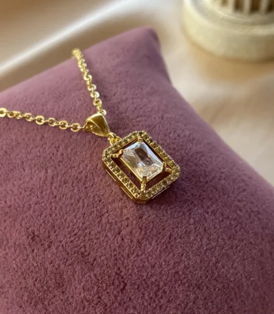 22K Altın Kaplama Kristal Baget Kolye