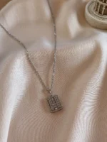 Zirkon Taşlı Baget Kolye