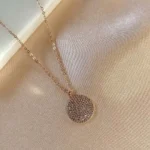 Zirkon Süslemeli Rose Kolye