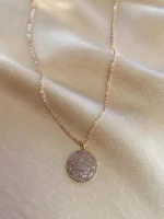 Zirkon Süslemeli Rose Kolye