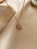 Kar Tanesi Rose Kolye