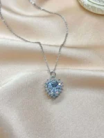 Swarovski Taşlı Kalp Figürlü Silver Kolye