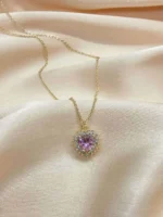 Pembe Swarovski Taşlı Kalp Figürlü Kolye