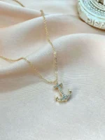 Zirkon Taşlı Çapa Figürlü Kolye