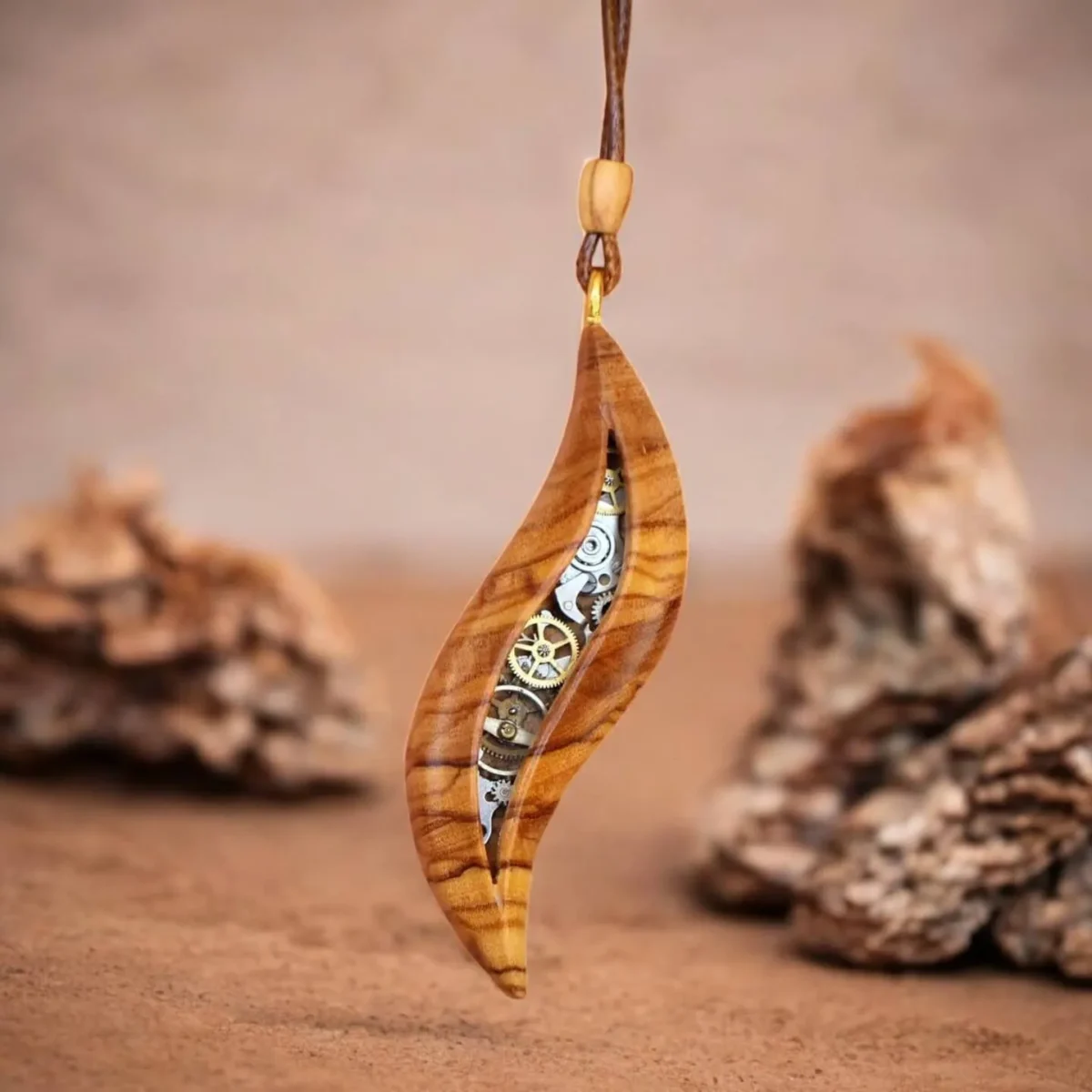 Echoes of Time El Yapımı Kolye - Görsel 2