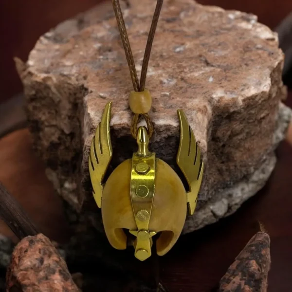 Valkyrie’s Helm El Yapımı Kolye