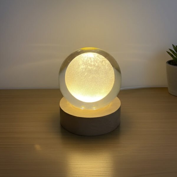 Dolunay Figürlü Dönen Kristal Cam Küre